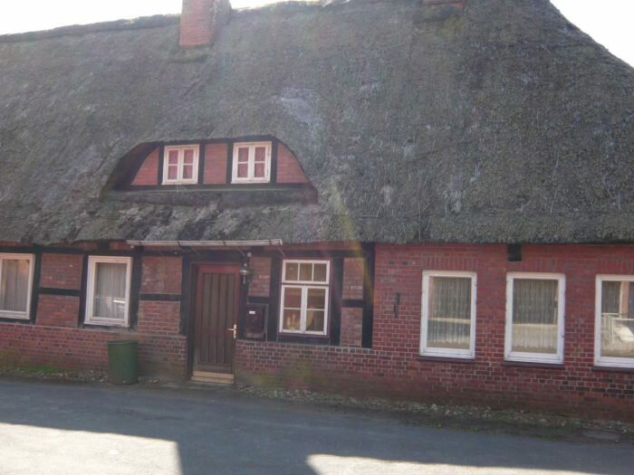 10- seite-e-1-700x525-v1-rm0-x1920