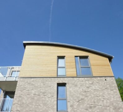 2- p1050415-700×525-v1-rm0-x1920